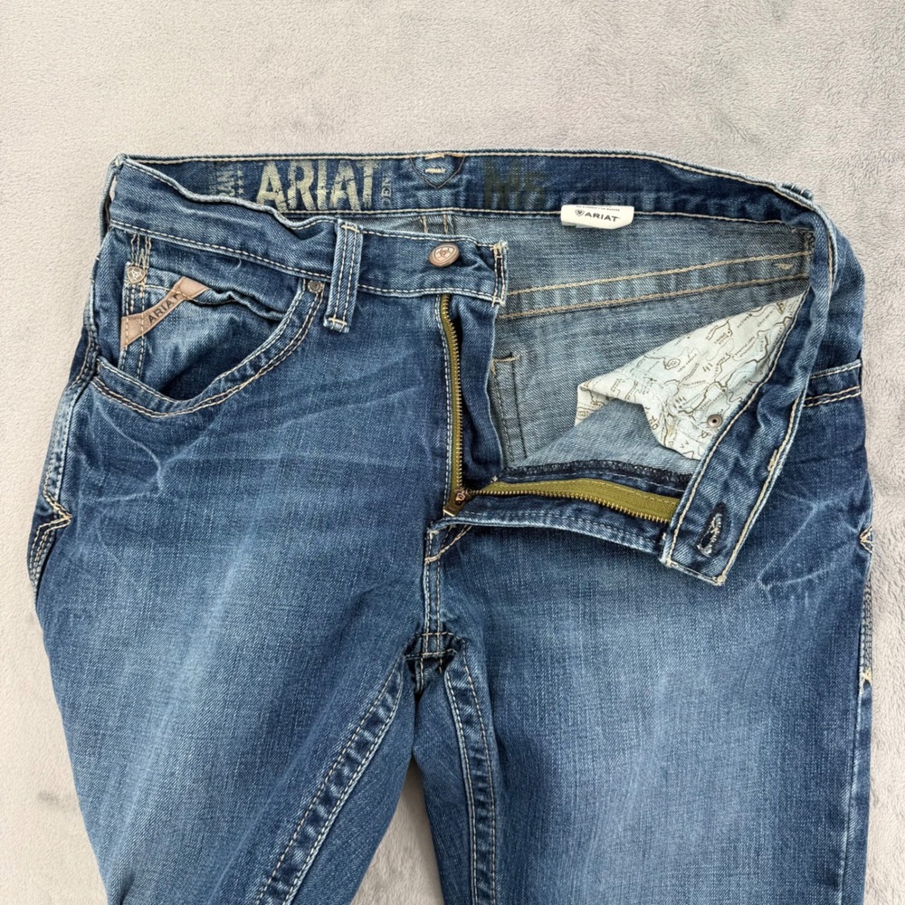 Ariat M5 Slim Straight Leg Jeans Mens Medium Wash Denim 100% Cotton Size 33/36 - Picture 3 of 15